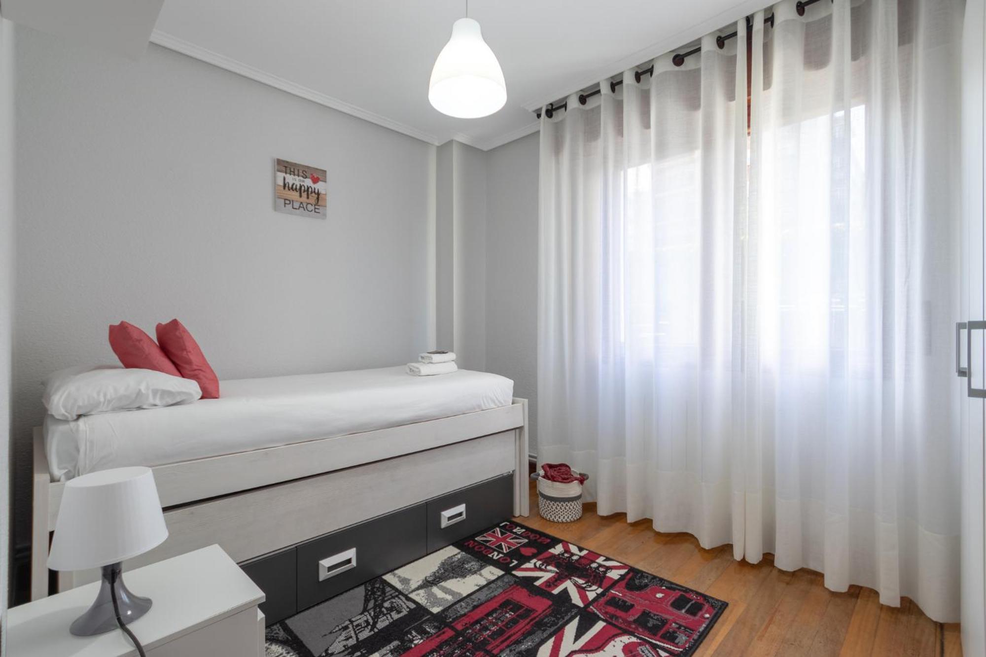 Etxebarria Apartment By People Rentals Bilbao Exteriör bild